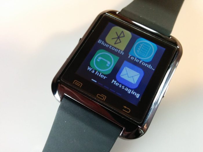 UWatch U8 Smartwatch Appresseur