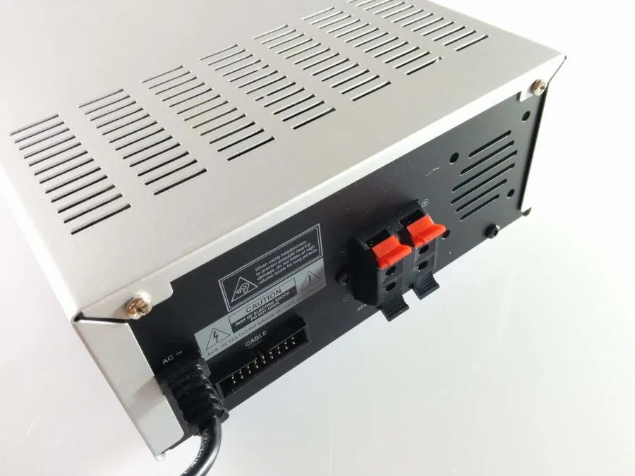 HiFi stereo amplifier back