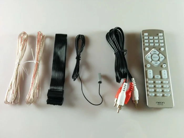 Système stéréo électronique néon inclus