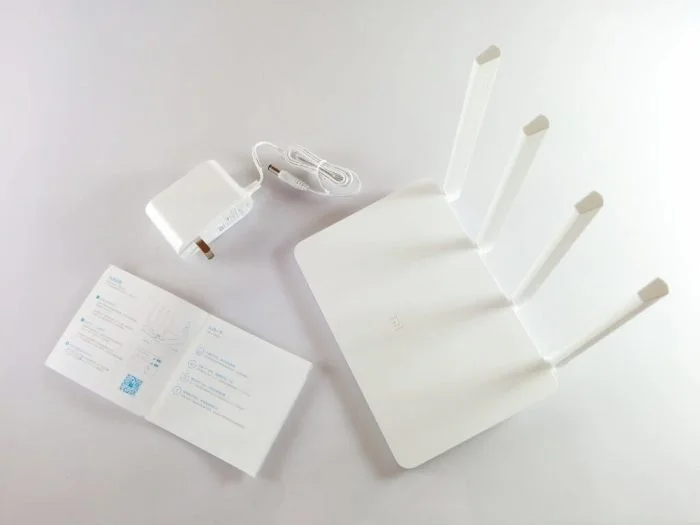 W zestawie Xiaomi Mi WiFi Router 3