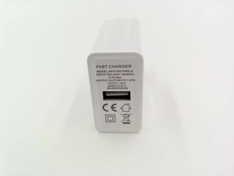 UMi Super Ladegerät (2)