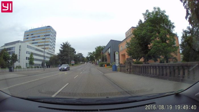 Colpo di prova Xiaoyi Yi Dashcam (2)