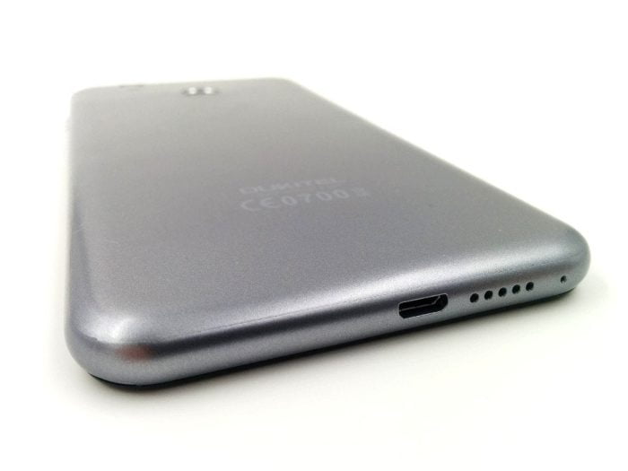 Base de alojamiento Oukitel U7 Plus