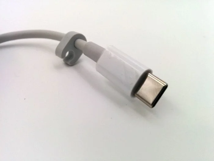 Cavo di ricarica con connessione USB Type-C