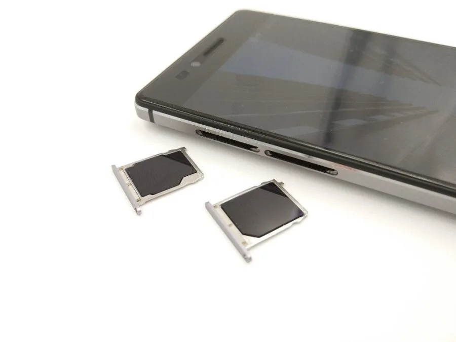 Vernee Apollo SIM tray