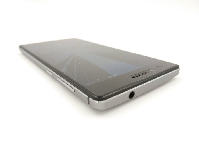 Smartphone Side View (1)