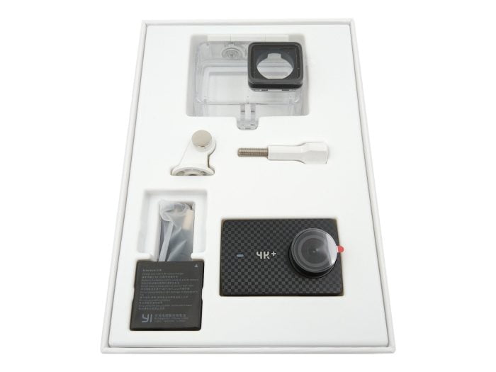 Leveringsomvang met camera en accessoires