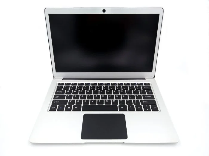 EZBOOK 3 Pro vista frontal abierta