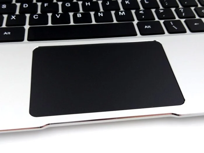 EZBOOK 3 Pro trackpad