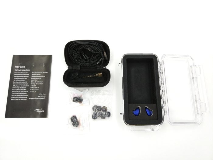 Leveringsomfang av HEM4 in-ear