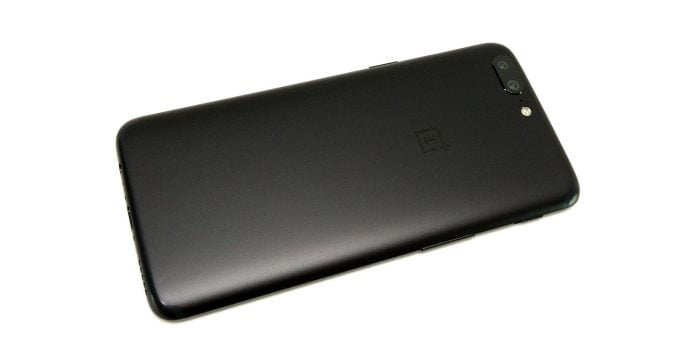 OnePlus 5 à l'arrière