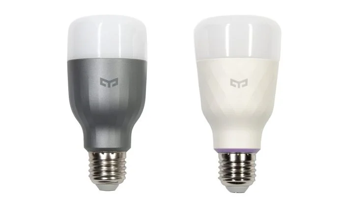 Yeelight versão 1 e Yeelight versão 2 em comparação