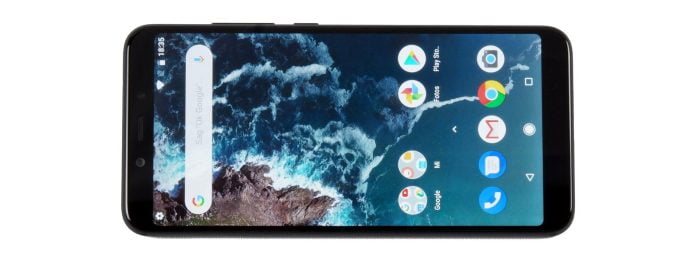 Xiaomi Mi A2 מול הצד עם התצוגה