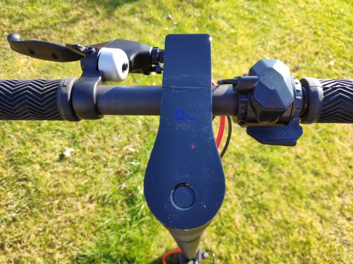 Alfawise M1 handlebar with display