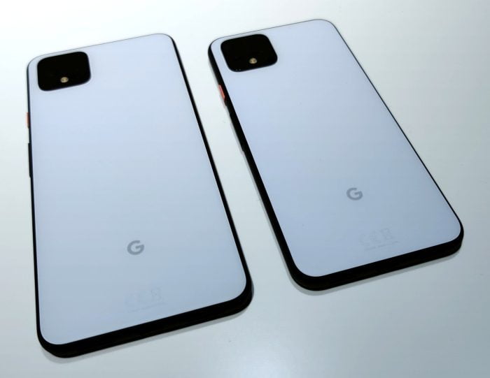 Google Pixel 4 versus XL. Pixel 4