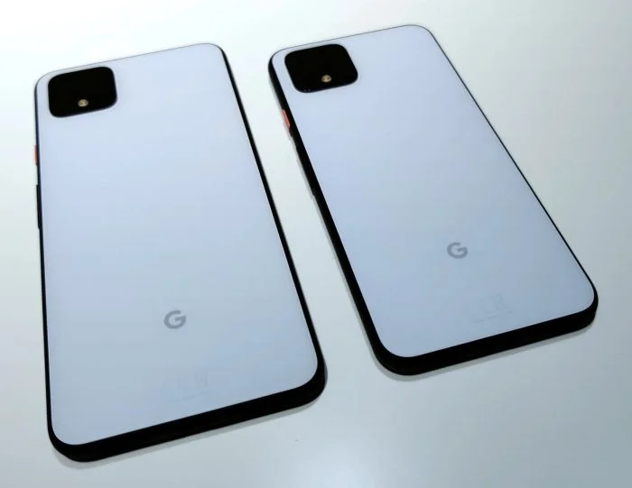 Google Pixel 4 vs. XL. Pixel 4