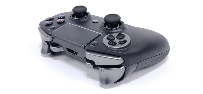 Strona kontrolera Razer Raiju Ultimate Pro