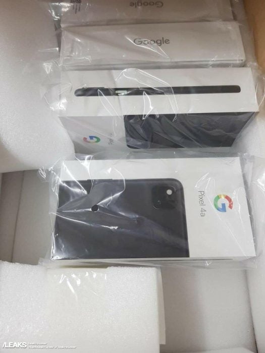 El empaque de venta del Pixel 4a.