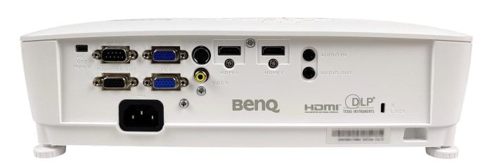 Aansluitingen van de BenQ MH535 projector.