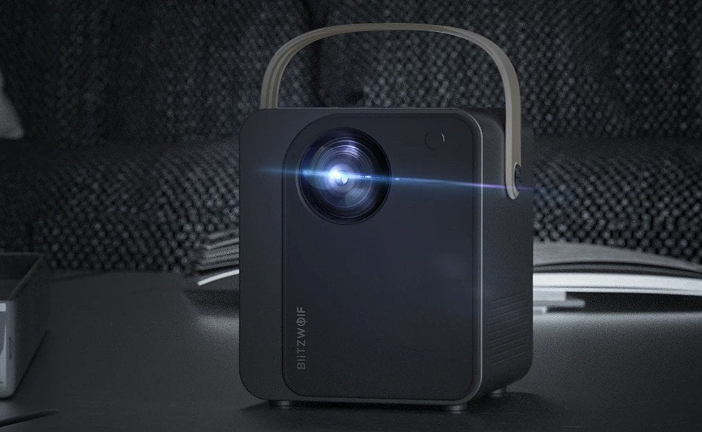 The BlitzWolf BW-VP7 projector with LED light source and Android surface.