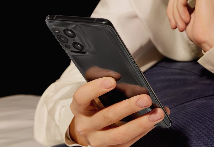 OPPO Find X3 Pro Camera