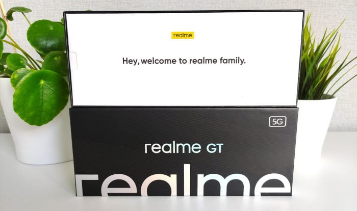 realme GT smartphone unboxingbox