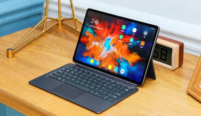 Lenovo XiaoXin Pad Pro with keyboard