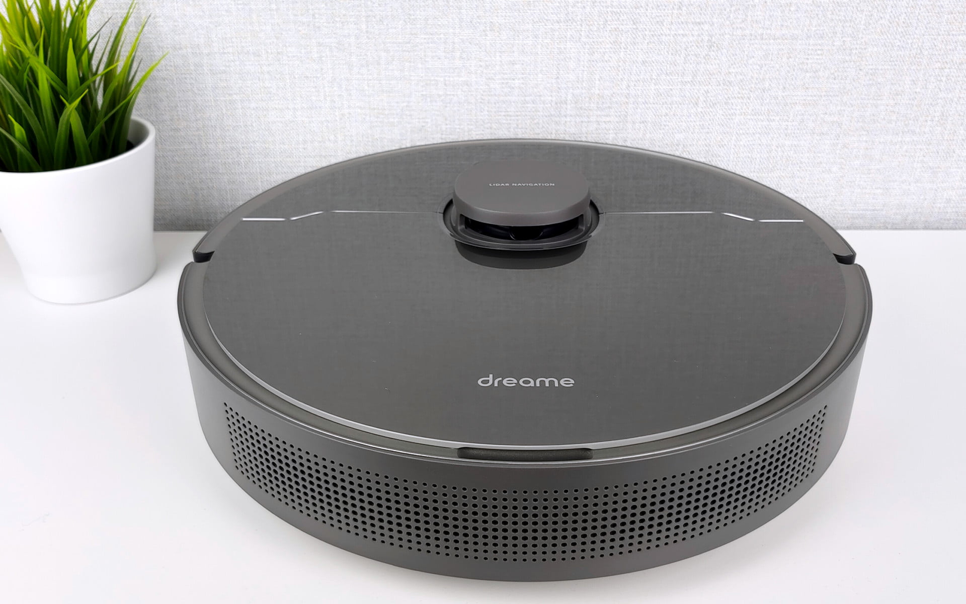 Dreame Bot Z10 Pro Review - Top vacuum robot with suction station ...