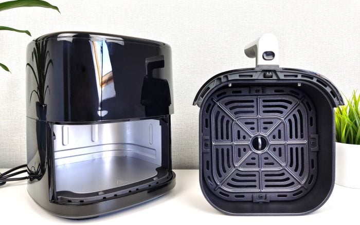 BlitzHome BH-AF2 hot air fryer with cooking basket and grid