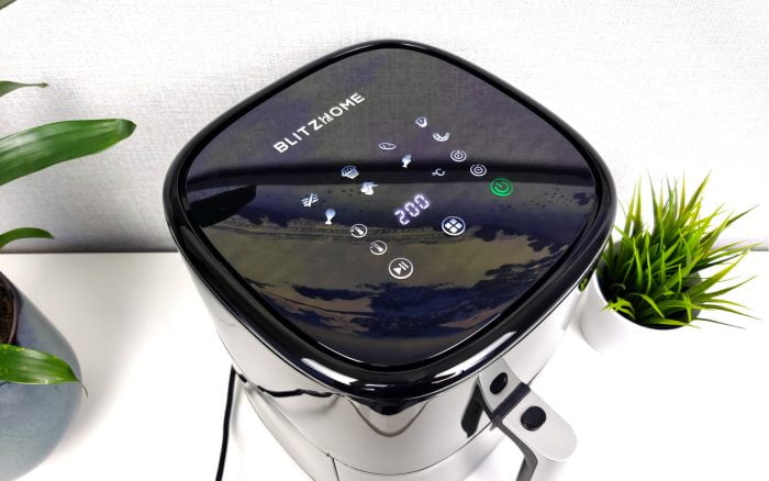 BlitzHome BH-AF2 air fryer display