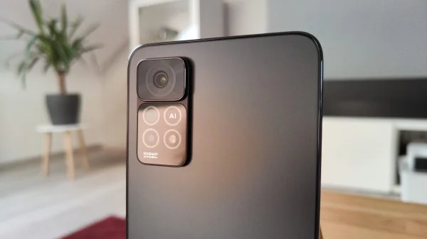 Redmi Note 11 Pro 5G tripla fotocamera posteriore