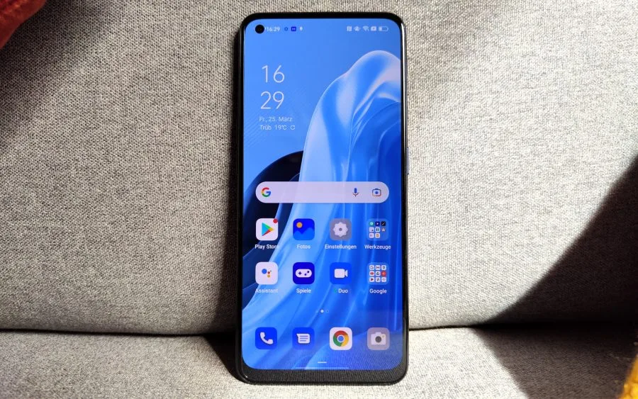 OPPO Find X5 Lite AMOLED Display.