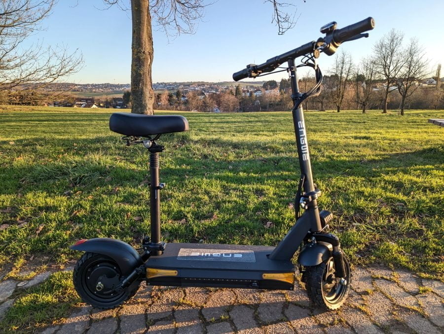 L'e-scooter ENGWE S6 aperto