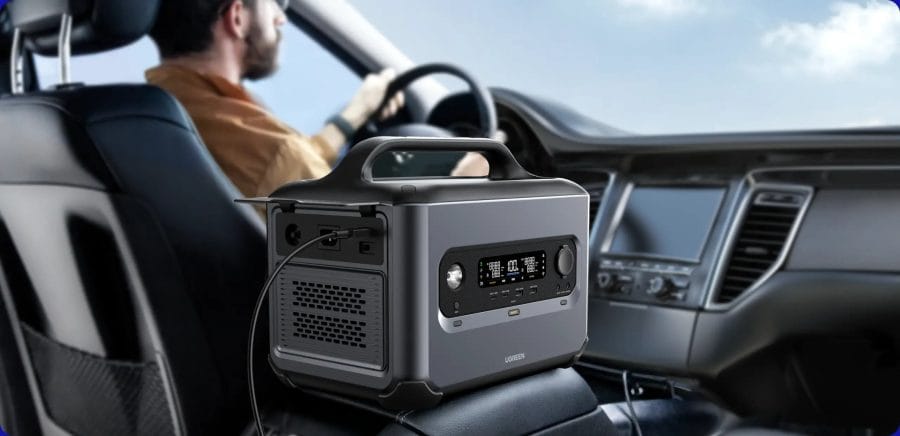 UGREEN PowerRoam im Auto