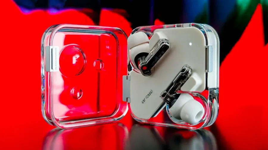 Nothing Ear (2) recensionshuvud