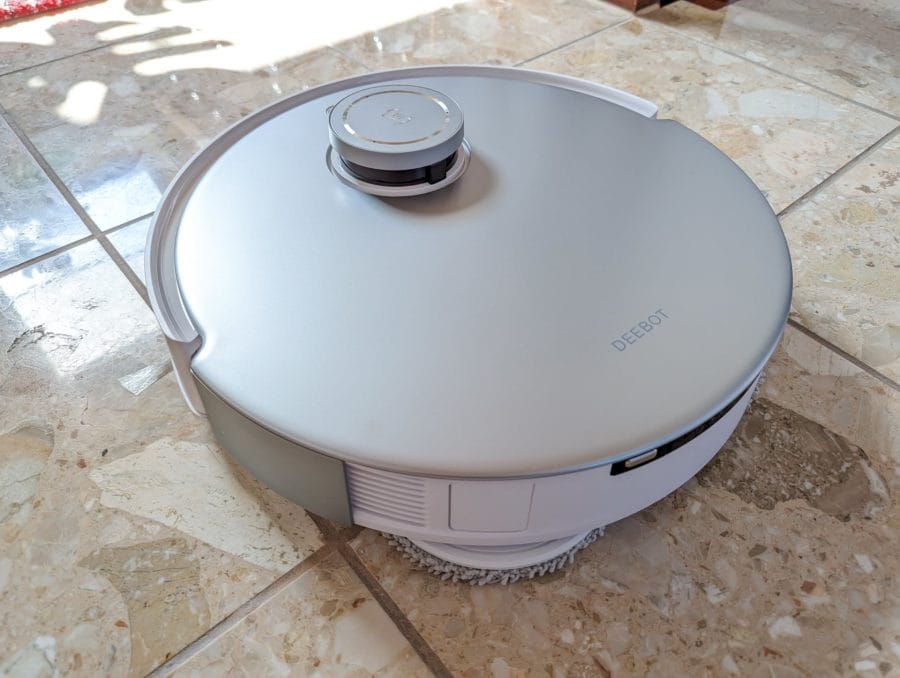 ECOVACS DEEBOT T20 OMNI с крышкой