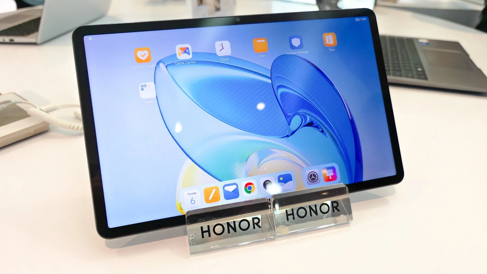 HONOR Pad X9 hands-on: An 11,5 inch tablet for eyes and ears