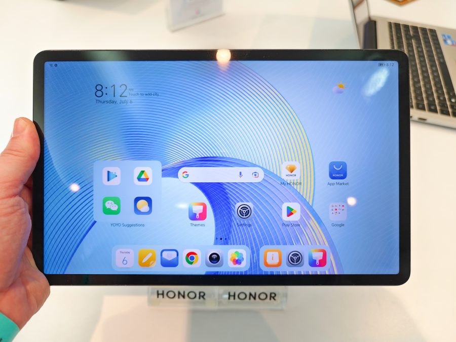 HONOR Pad X9 front panel with display