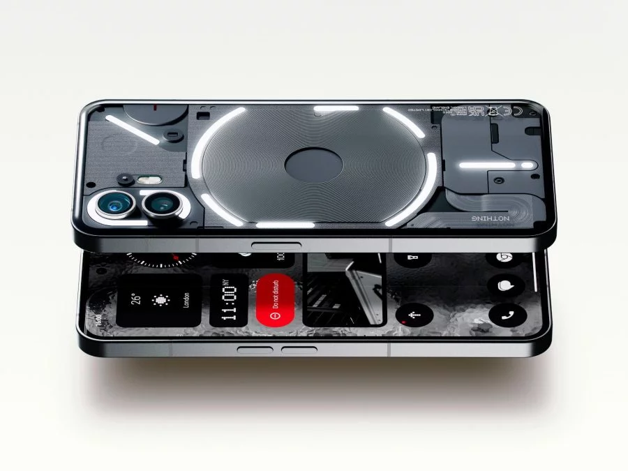 Nic Telefon (2) Displej a zadní kryt