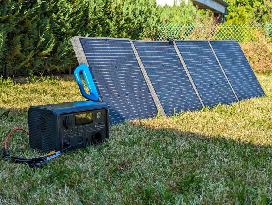 Bluetti PV100 solar panel with EB3A power station