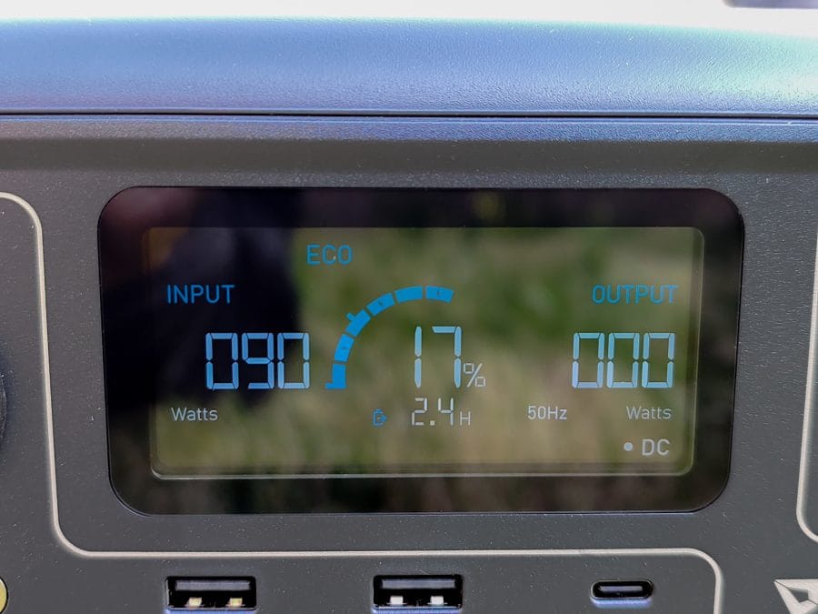 Bluetti EB3A Power-Station Display