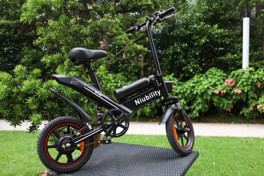 Niubility B14S E-Bike von hinten