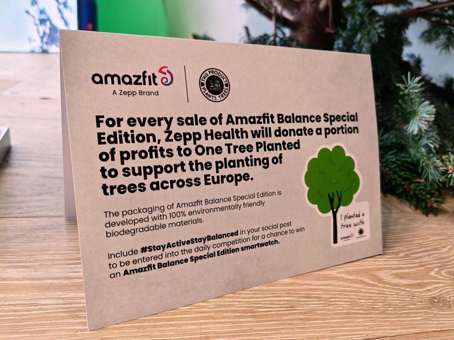 Folleto de edición especial de Amazfit Ballance para donación a One Tree Planted