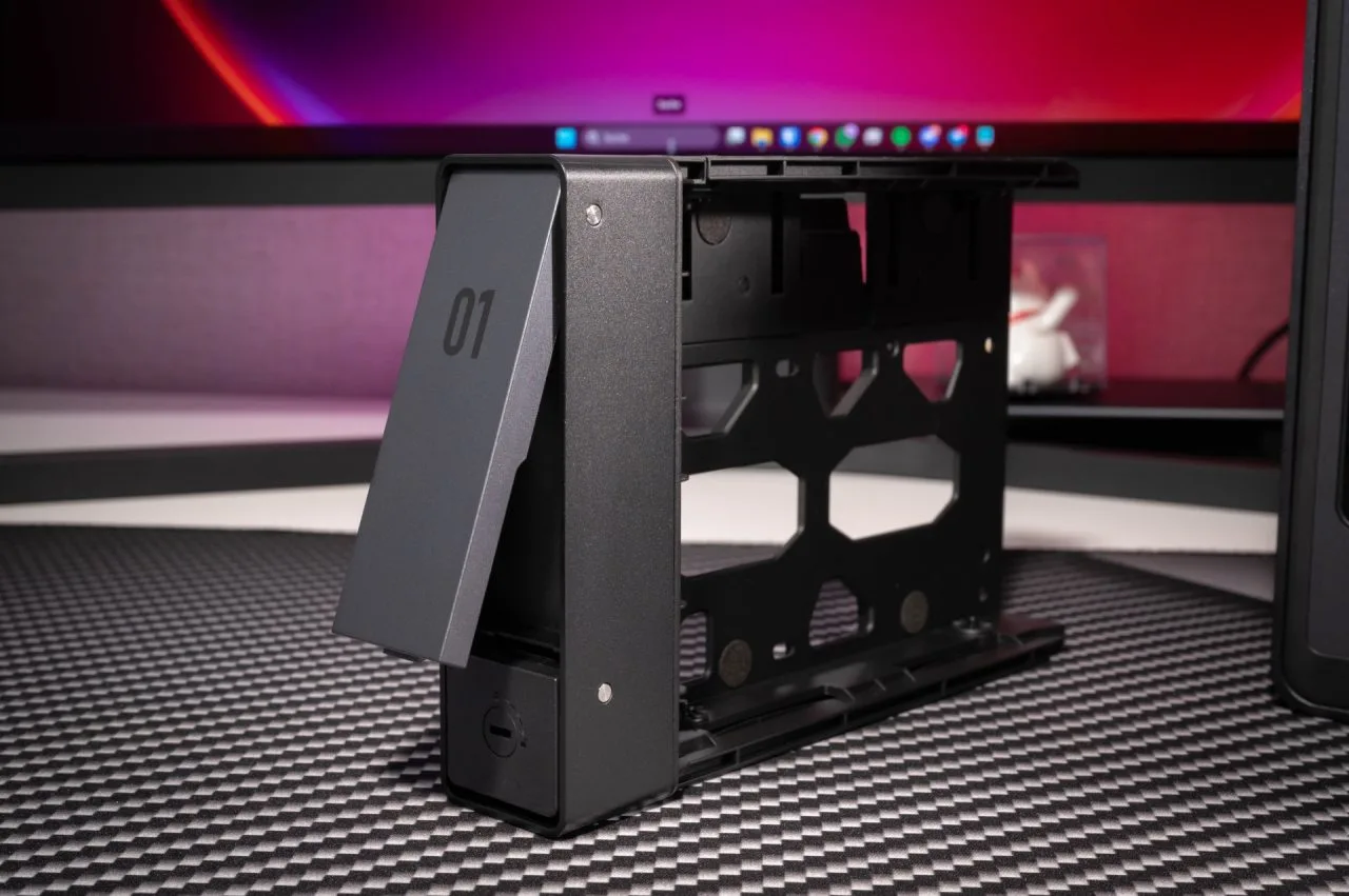 UGREEN NASync DXP4800 Plus HDD Tray