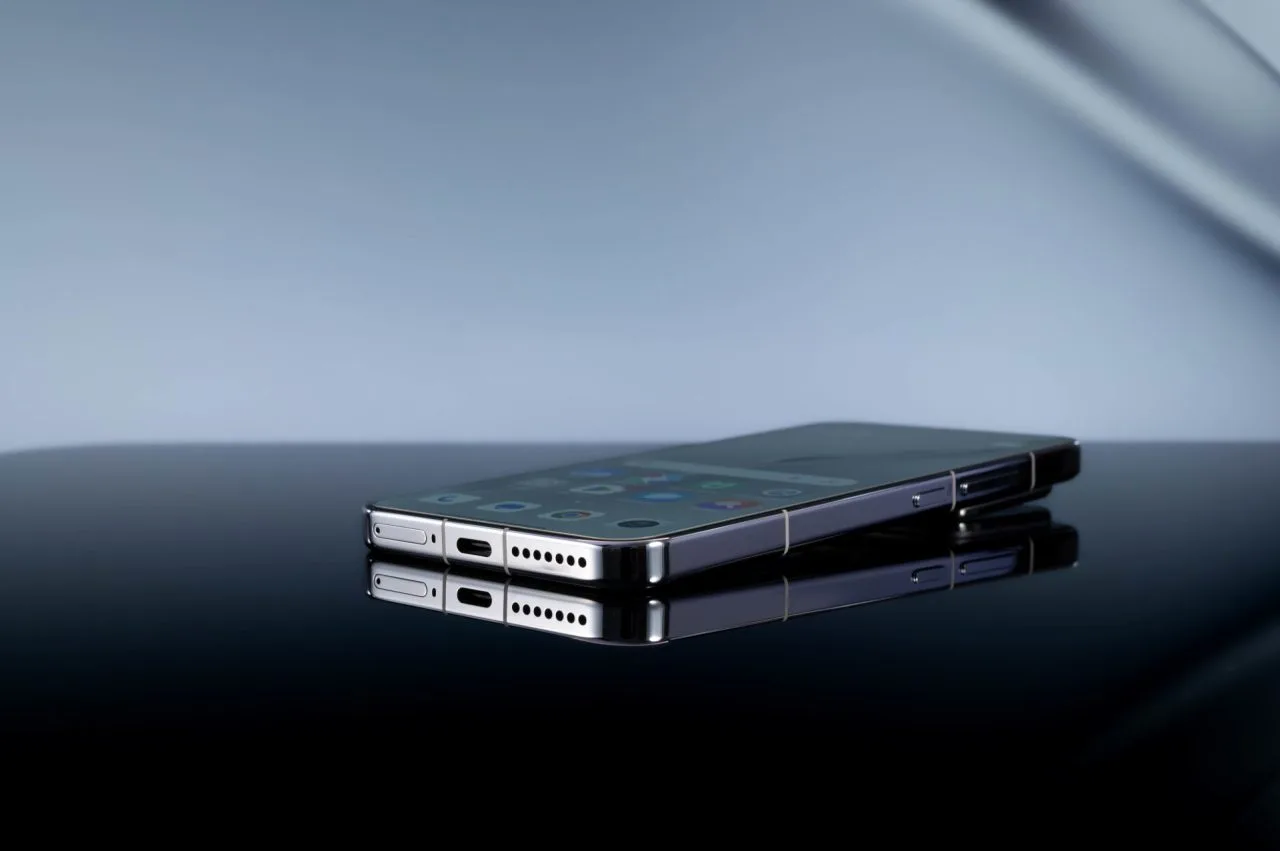 شاومي 15 أسفل