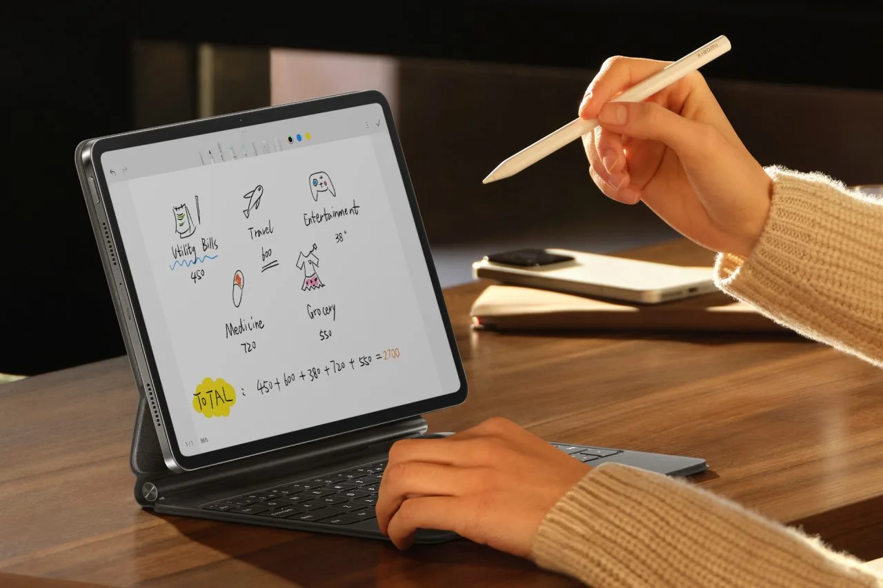 Xiaomi Pad 7 Pro con tastiera e stilo