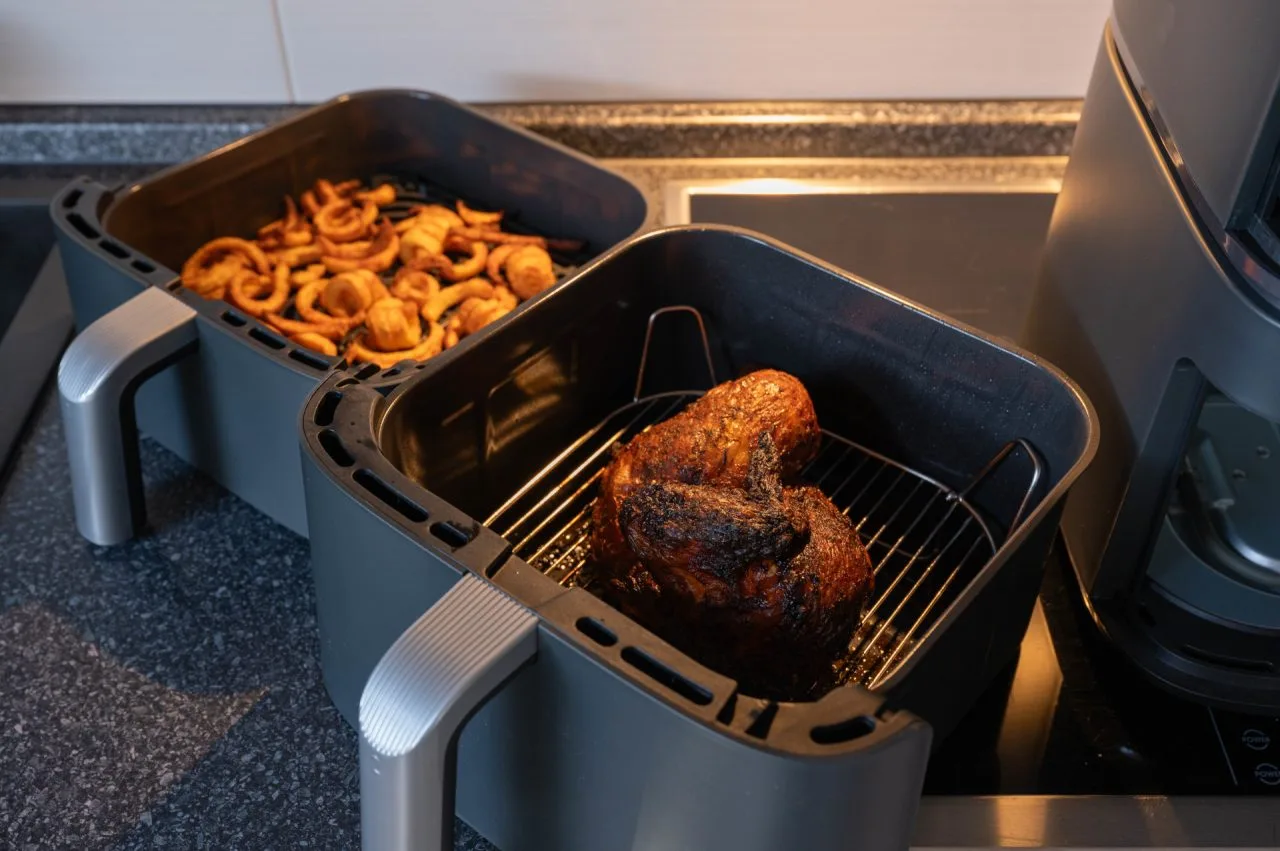 COSORI Turbo Tower Pro Hähnchen mit Pommes