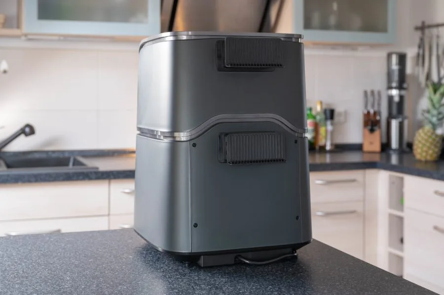 COSORI Turbo Tower Pro von hinten
