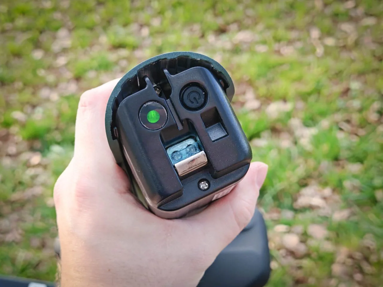 MapFour N1 Pro Akku mit Ladeindikator