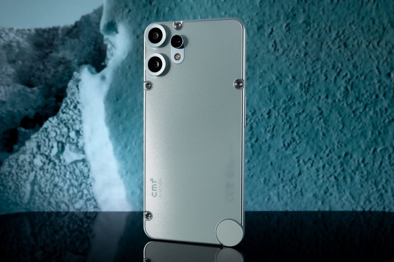 CMF Phone 2 Pro in Light Green